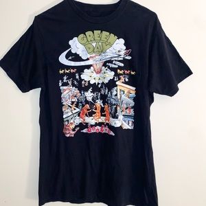 GREEN DAY GRAPHIC TEE